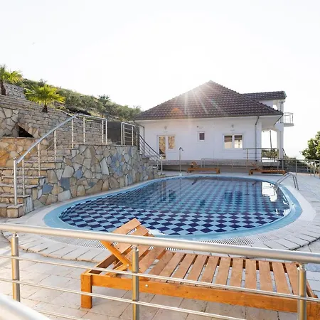 Villa The Lake Houses